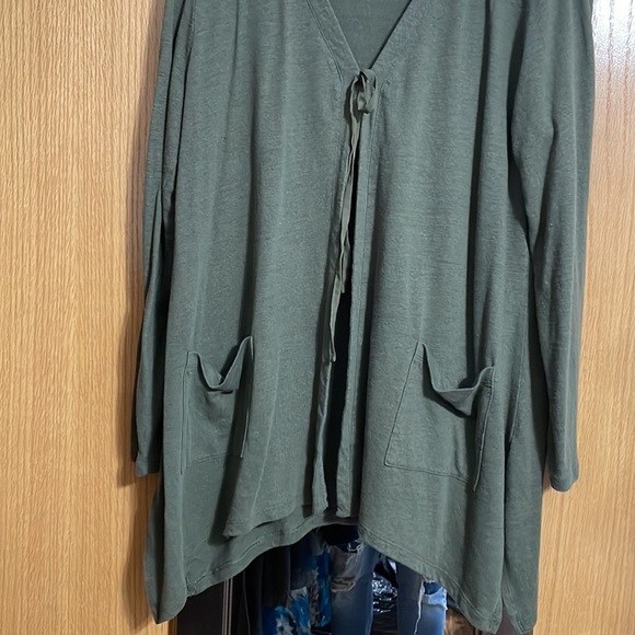 LOGO Lori Goldstein green open cardigan with tie size Medium front pockets - Picture 3 of 11